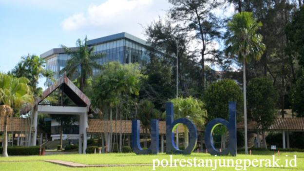 Eksplorasi Mendalam Tentang Universiti Brunei Darussalam