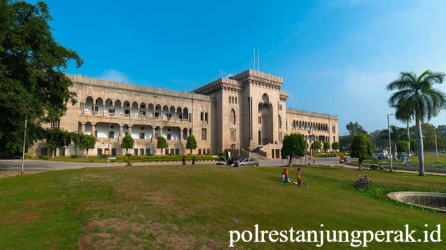 Universitas Osmania: Warisan Pendidikan dan Riset di Hyderabad